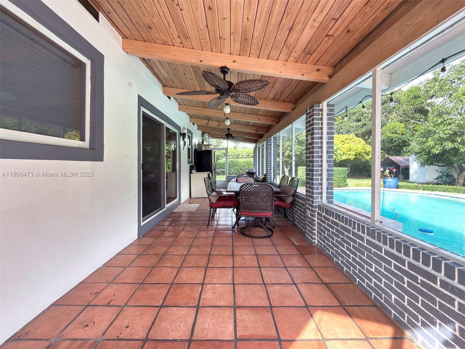 KENDALL ESTATES - Residential