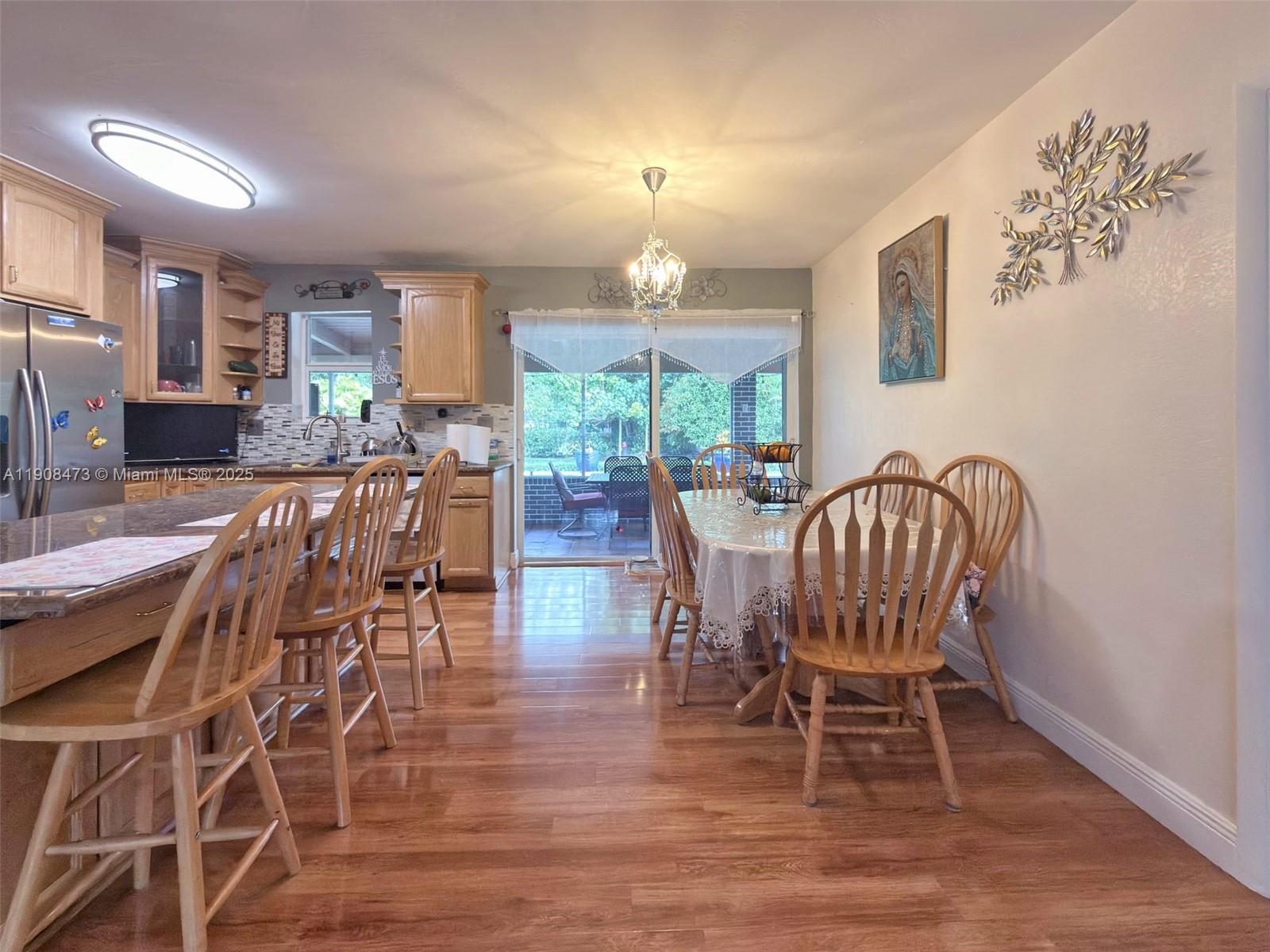 KENDALL ESTATES - Residential