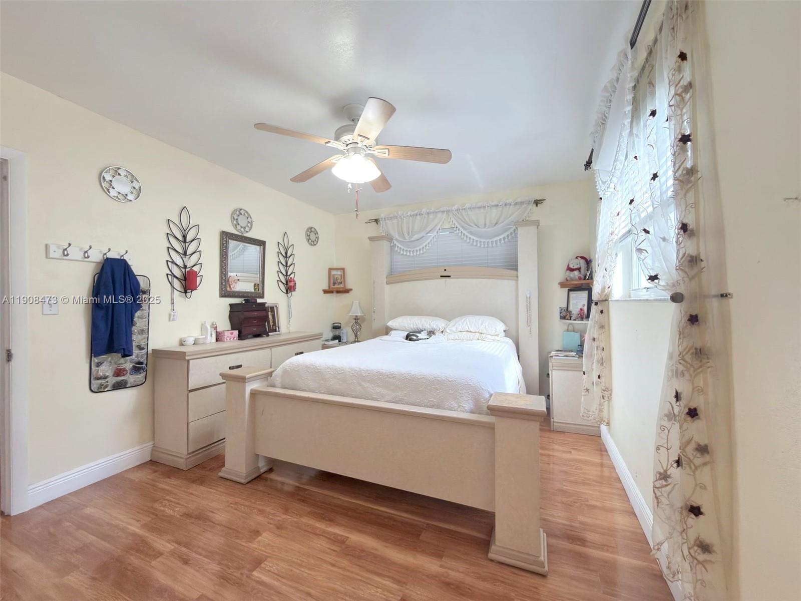 KENDALL ESTATES - Residential