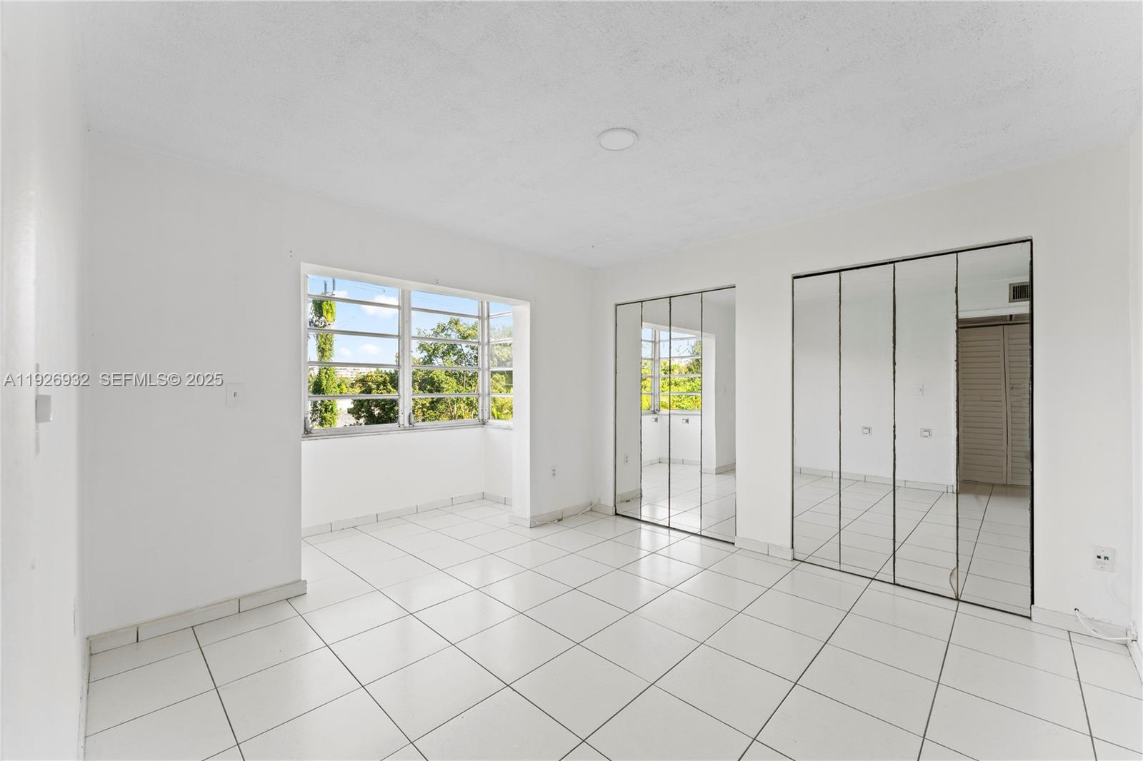 GROVE GARDENS CONDO - Residential