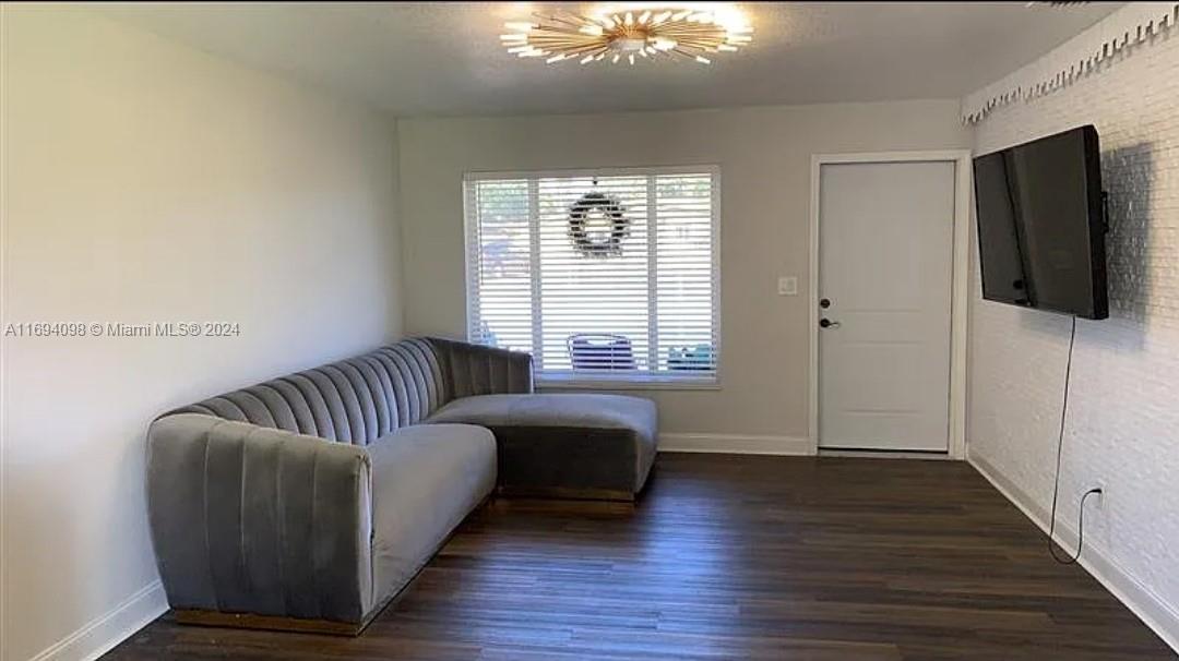 CAROL CITY RED ROAD MANOR - Residential