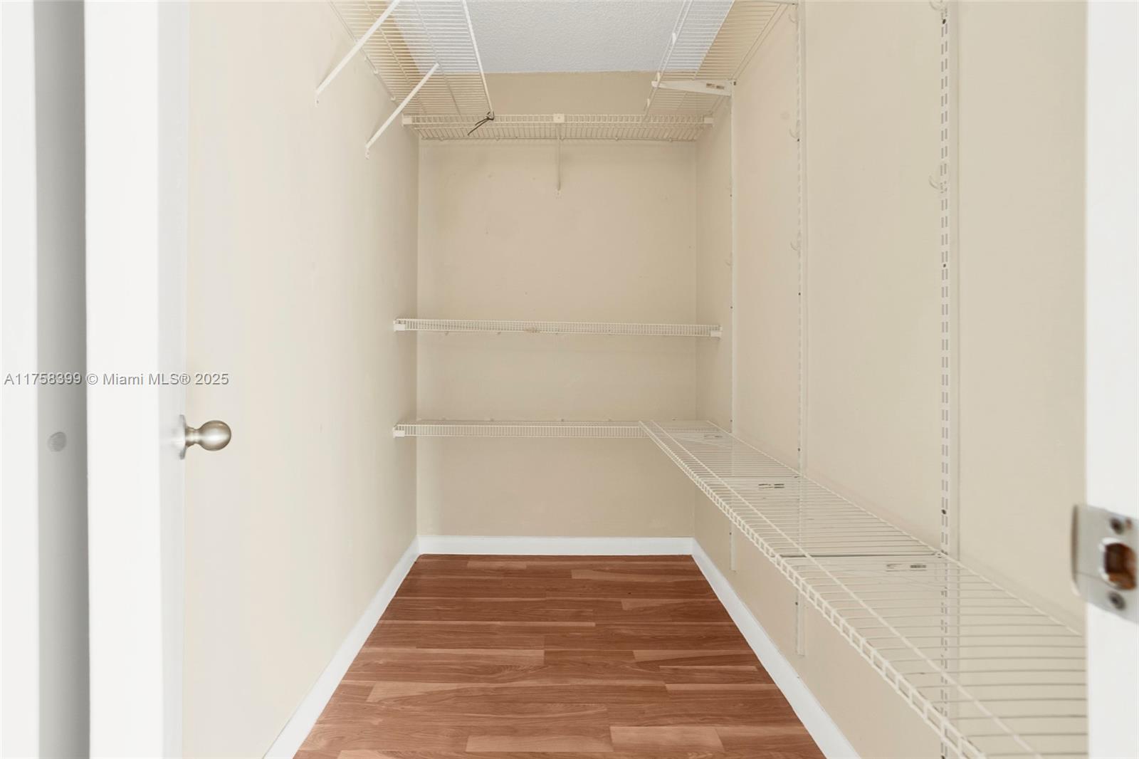 ISLE OF SANDALFOOT CONDO - Residential Lease