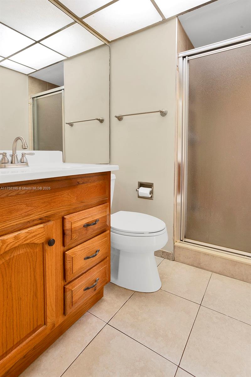 ISLE OF SANDALFOOT CONDO - Residential Lease