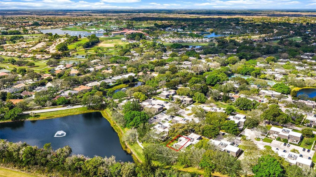 Photo of 506 5th Ter, Palm Beach Gardens, FL 33418 (MLS # A11984244)