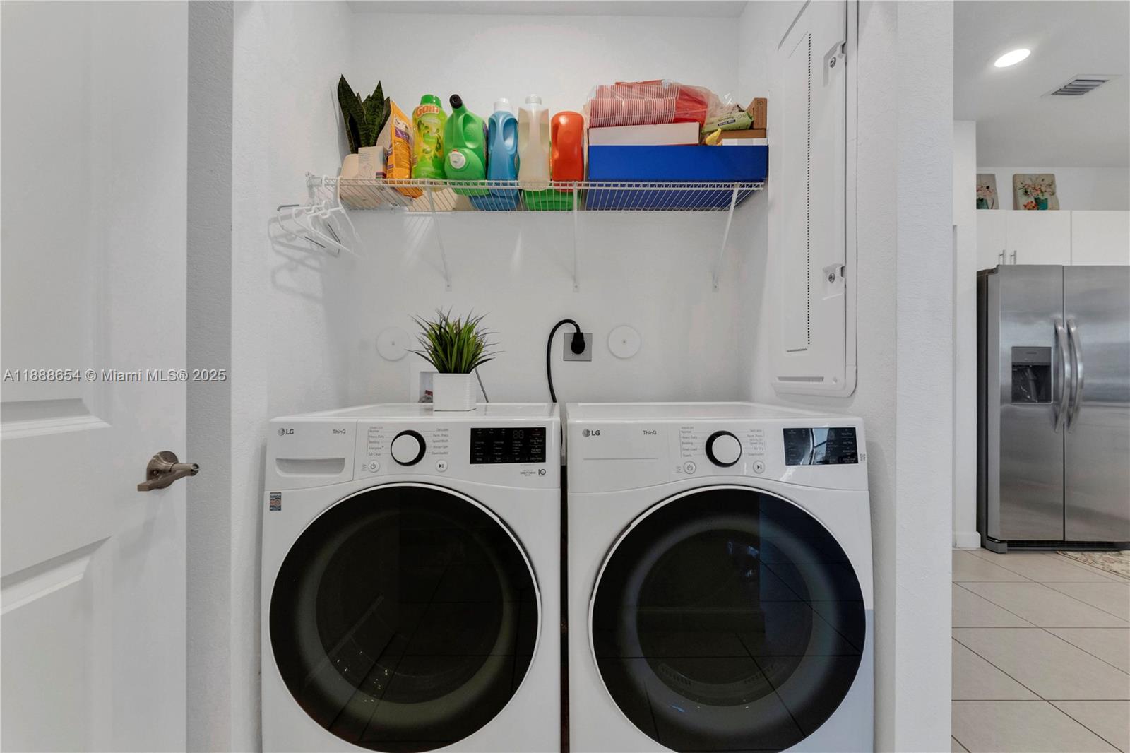 KENDALL ASSEMBLAGE SOUTH - Residential