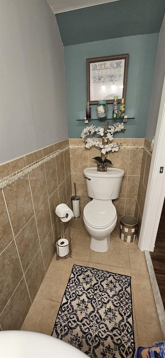 JASMINE AT THE HAMMOCKS 1 - Residential