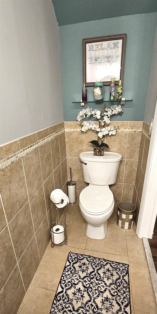 JASMINE AT THE HAMMOCKS 1 - Residential