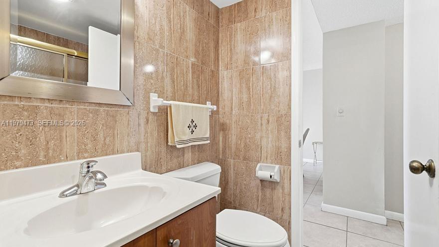 IMPERIAL TOWERS CONDO - Residential