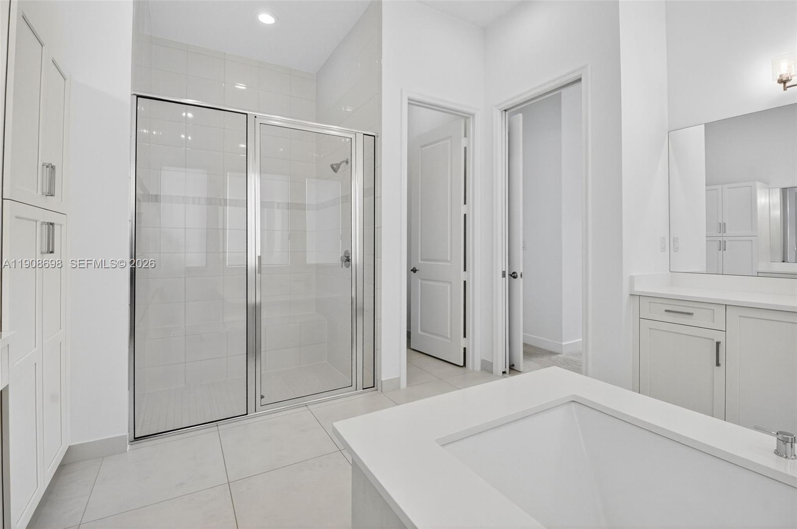 VALENCIA GRAND - Residential