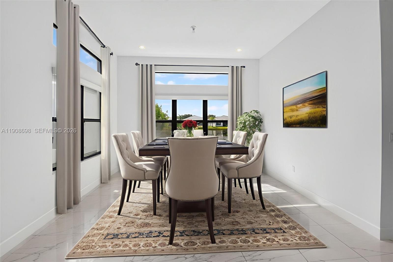 VALENCIA GRAND - Residential