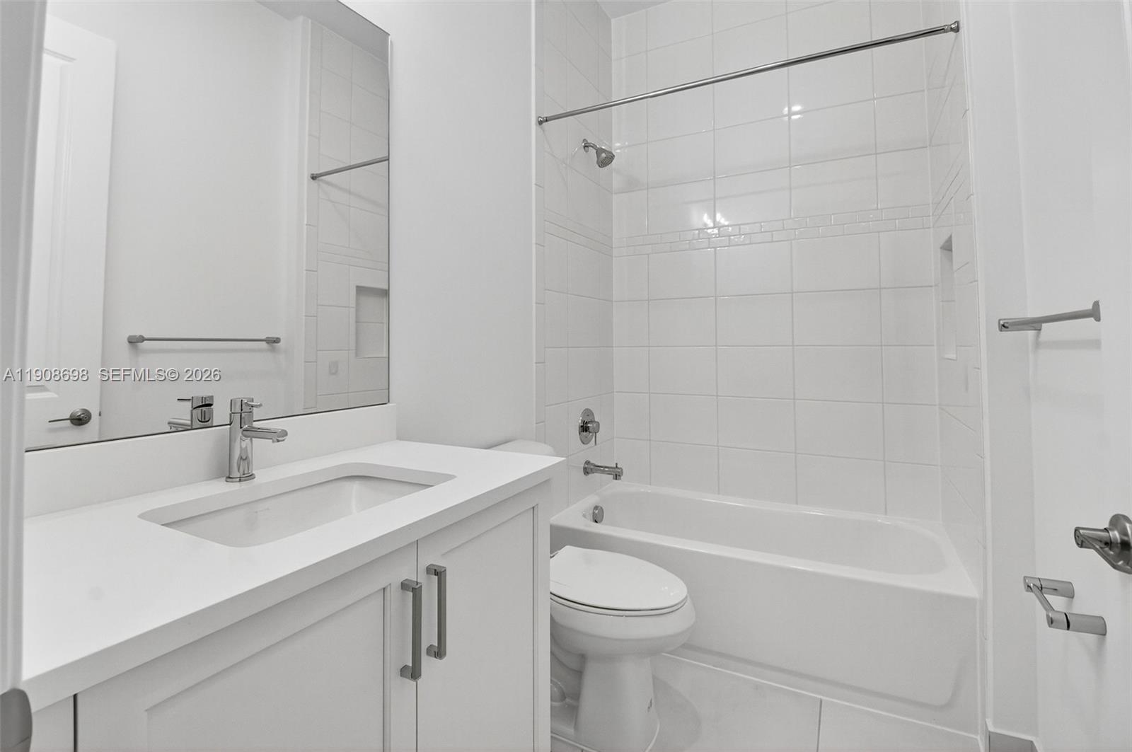 VALENCIA GRAND - Residential