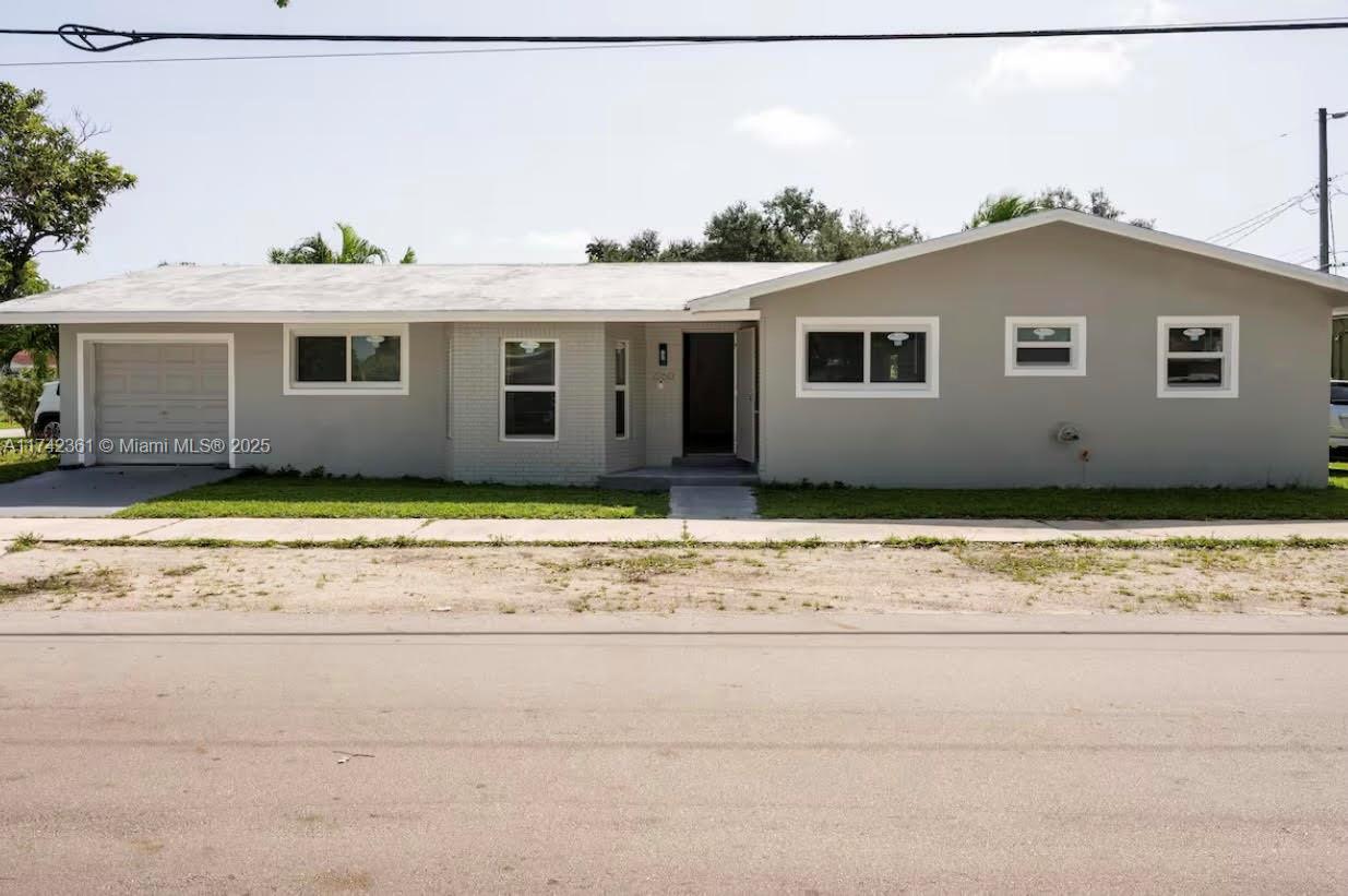 LIBERIA - Residential