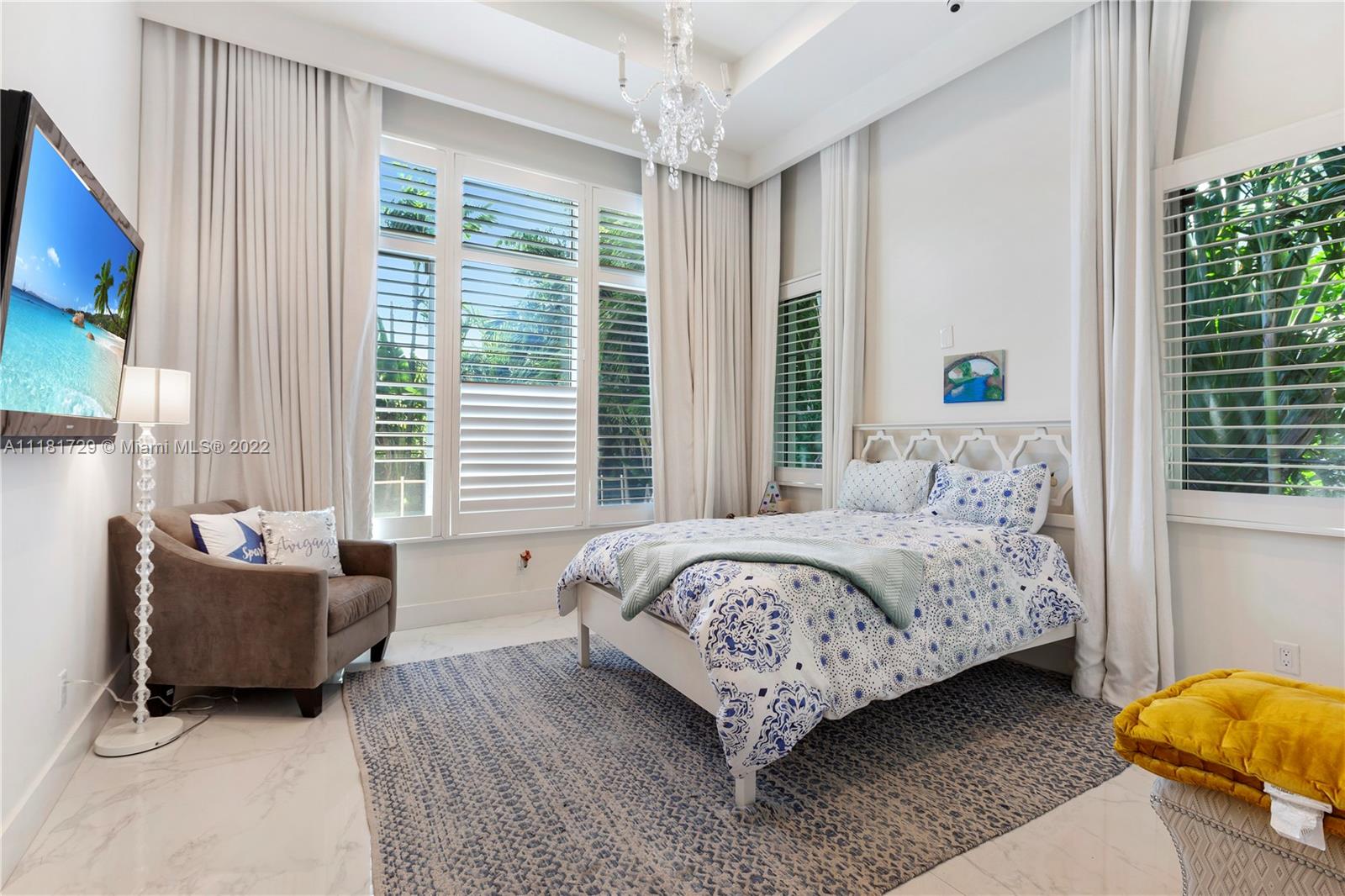 BAY HARBOR ISLAND - Residential