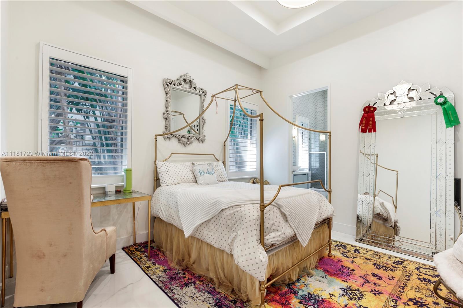 BAY HARBOR ISLAND - Residential