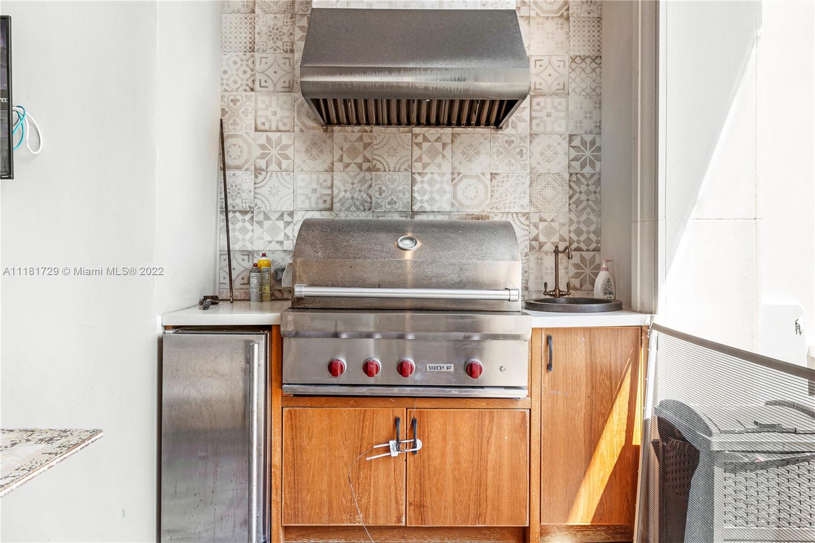 BAY HARBOR ISLAND - Residential