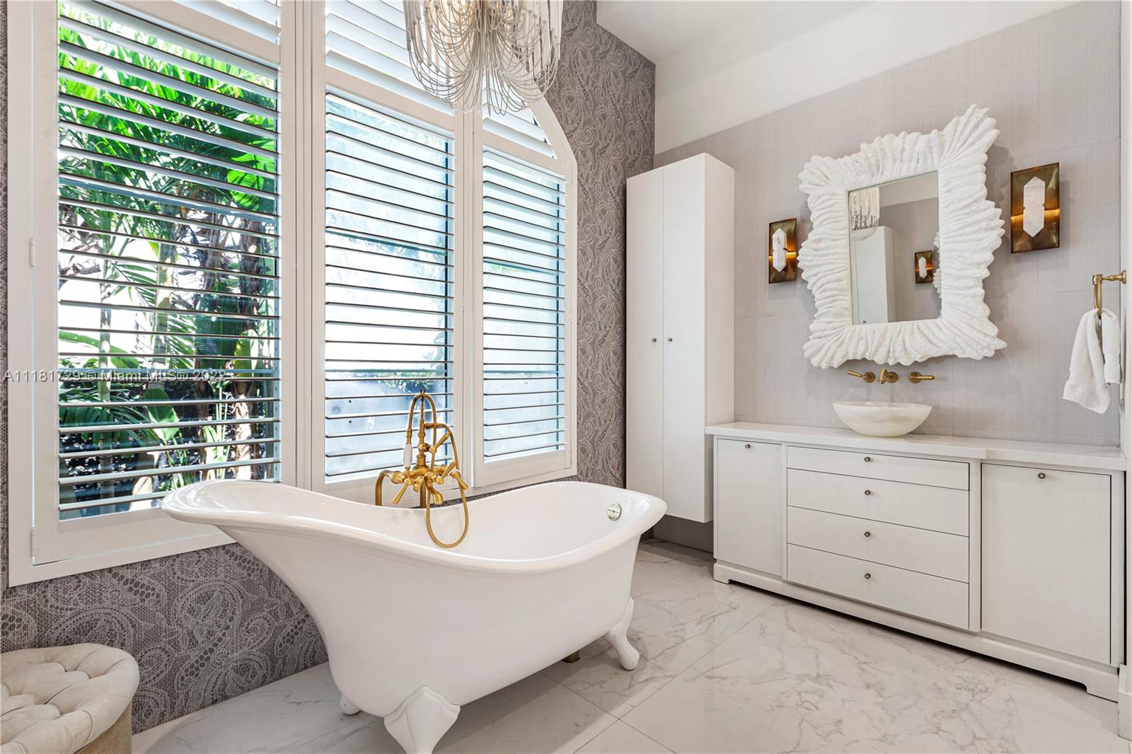 BAY HARBOR ISLAND - Residential