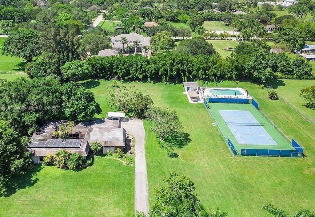 Photo of 18201 SW 50th Ct, Southwest Ranches, FL 33331 (MLS # A11439340)