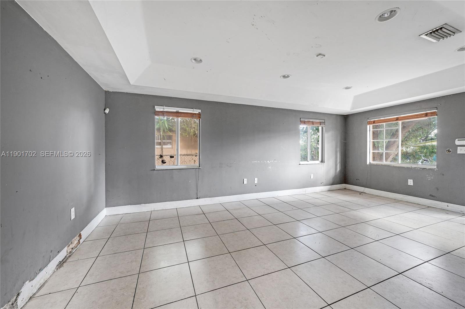 HIALEAH HEIGHTS - Residential