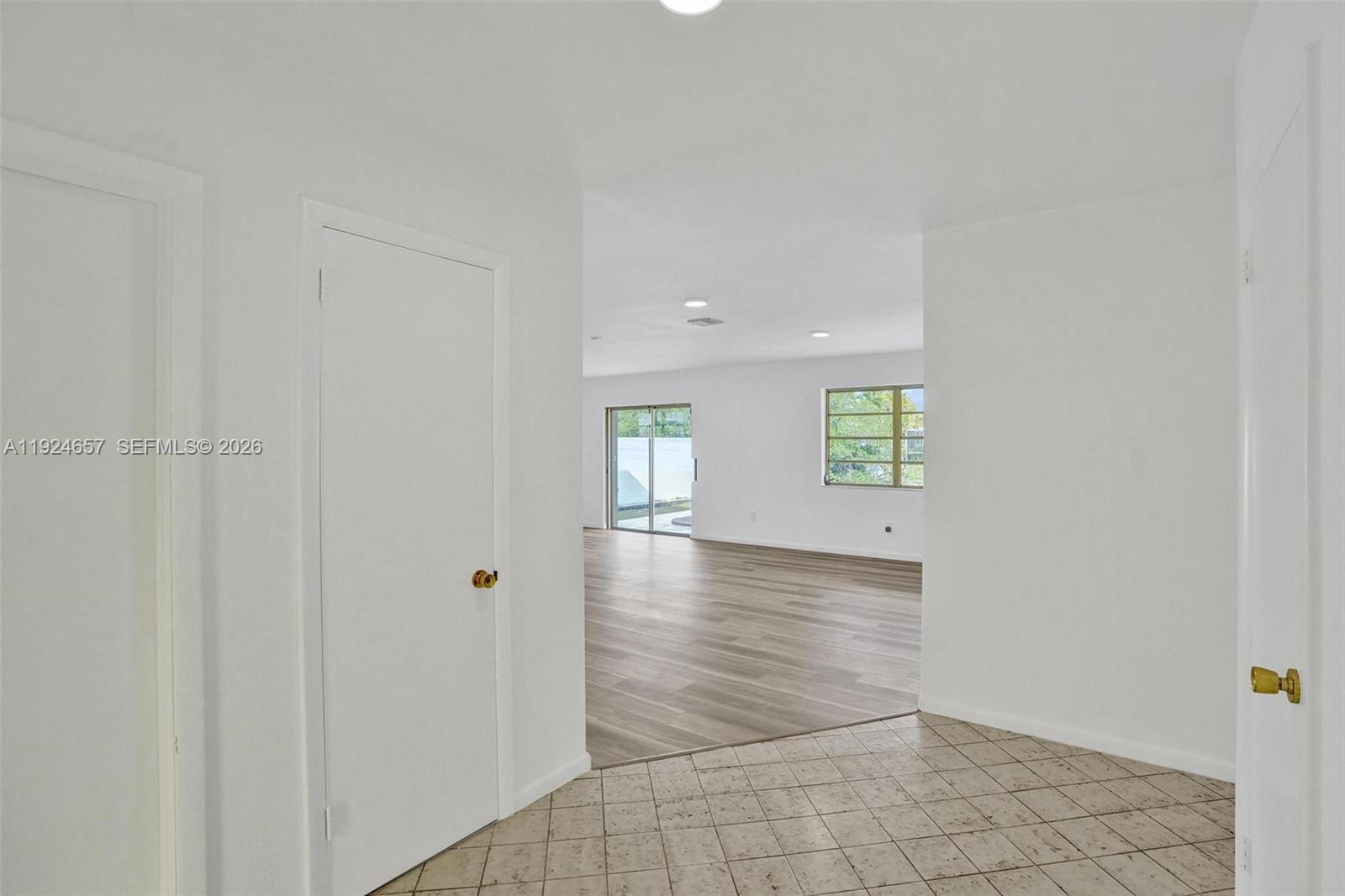 ENCHANTED LAKE SEC 4 - Residential