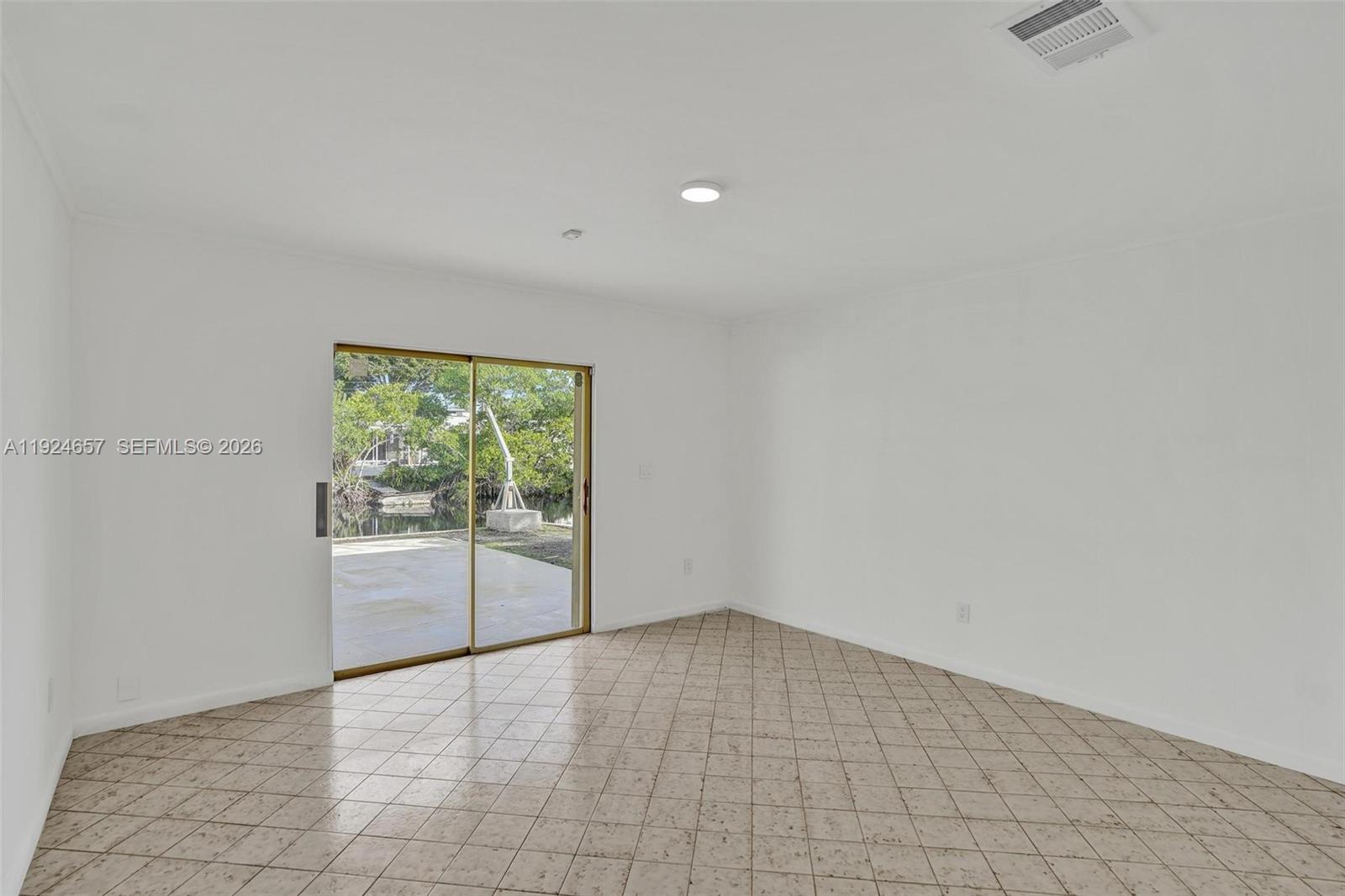 ENCHANTED LAKE SEC 4 - Residential