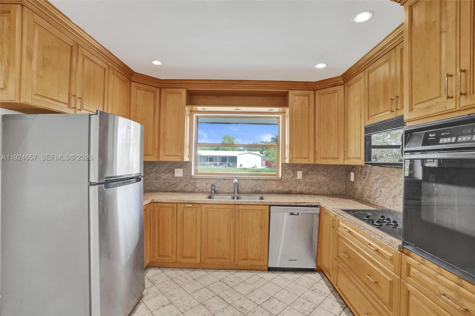 ENCHANTED LAKE SEC 4 - Residential