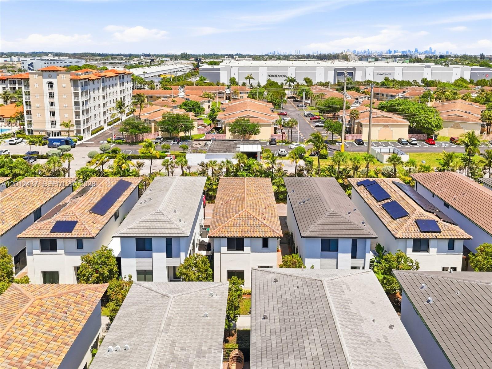 CANARIAS EAST - Residential