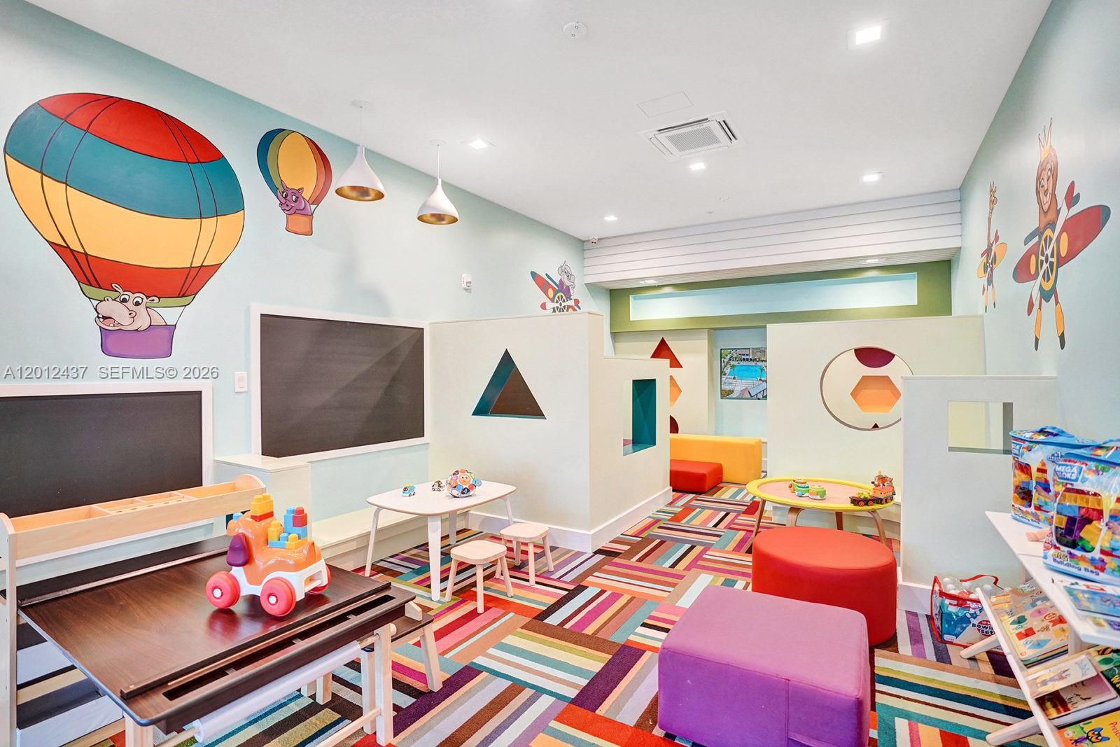 CANARIAS EAST - Residential