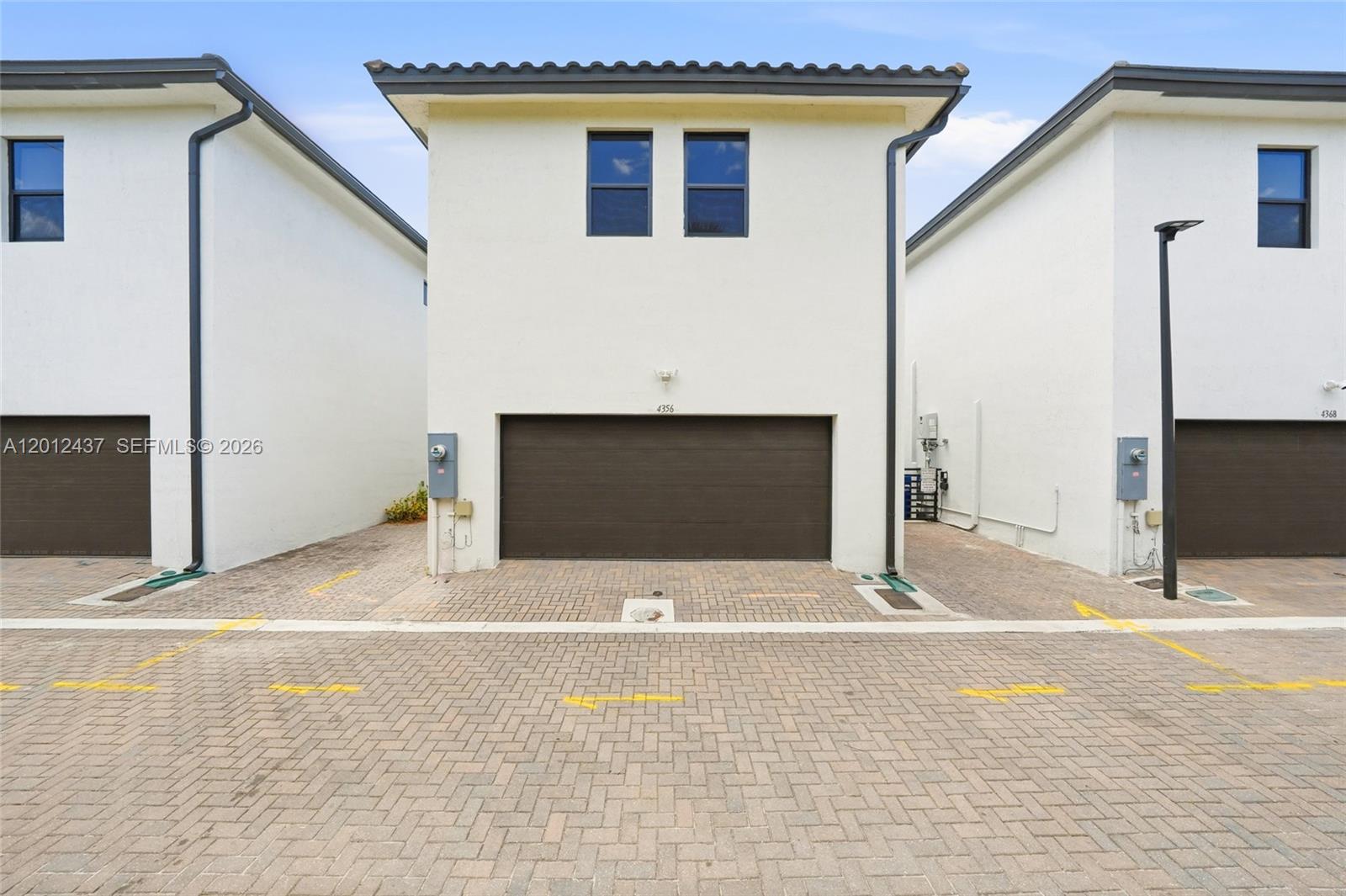 CANARIAS EAST - Residential