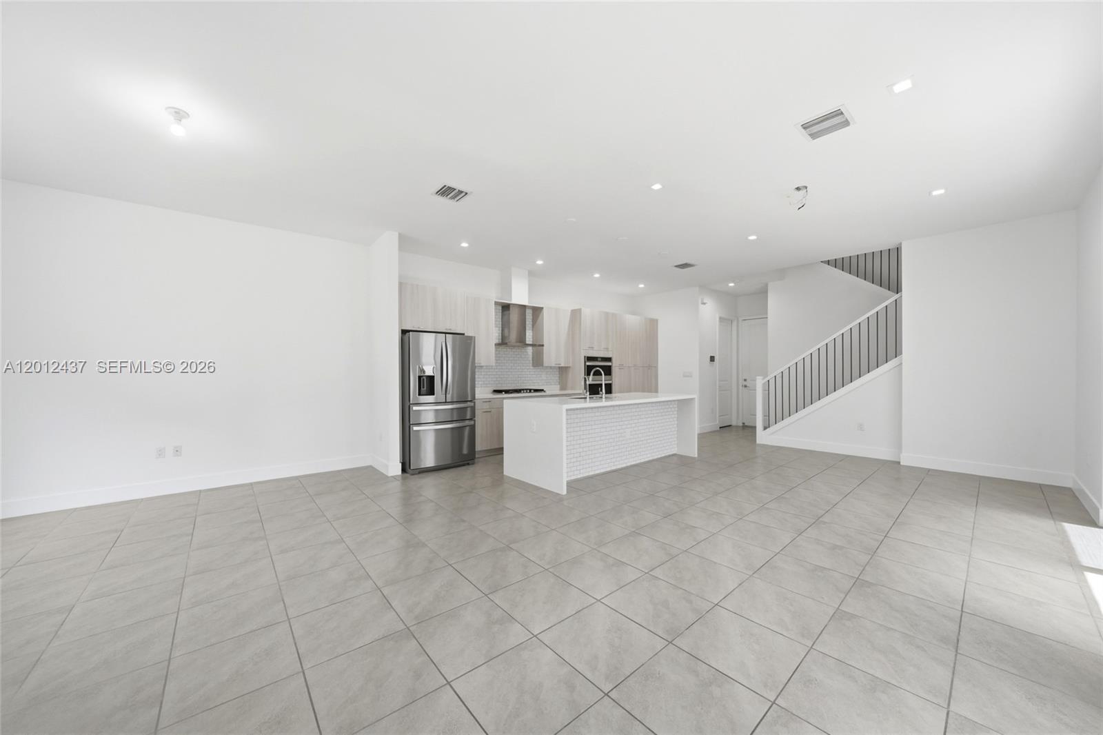 CANARIAS EAST - Residential