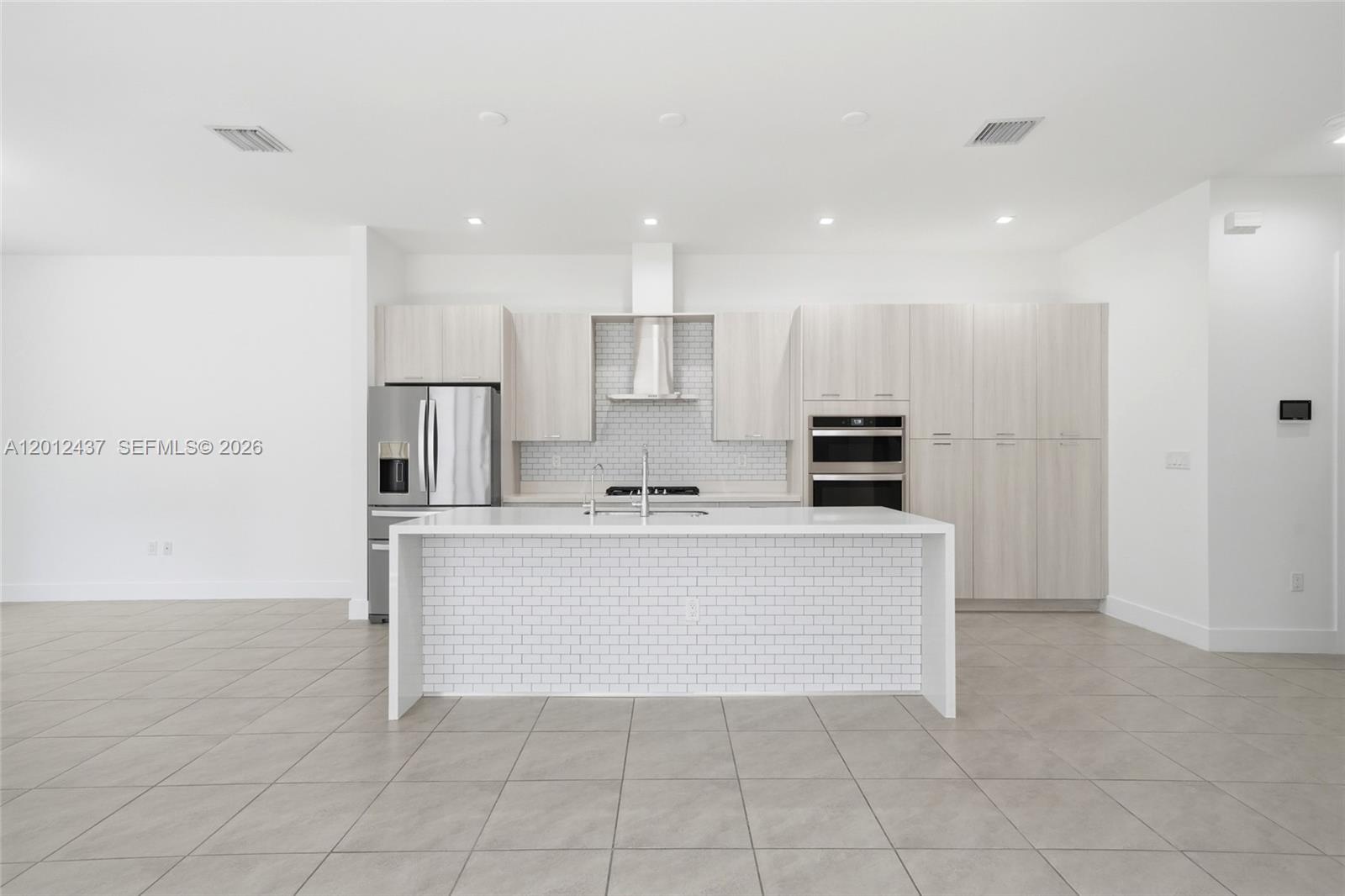 CANARIAS EAST - Residential