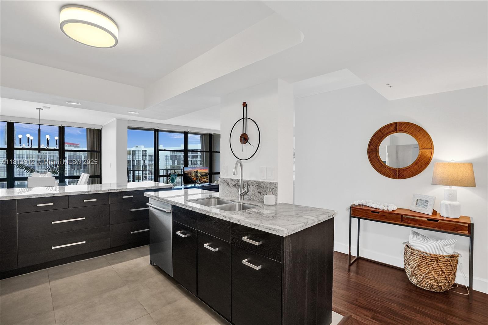 OCEANVIEW PARK CONDO - Residential