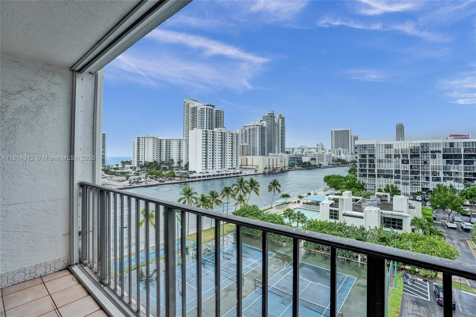 OCEANVIEW PARK CONDO - Residential