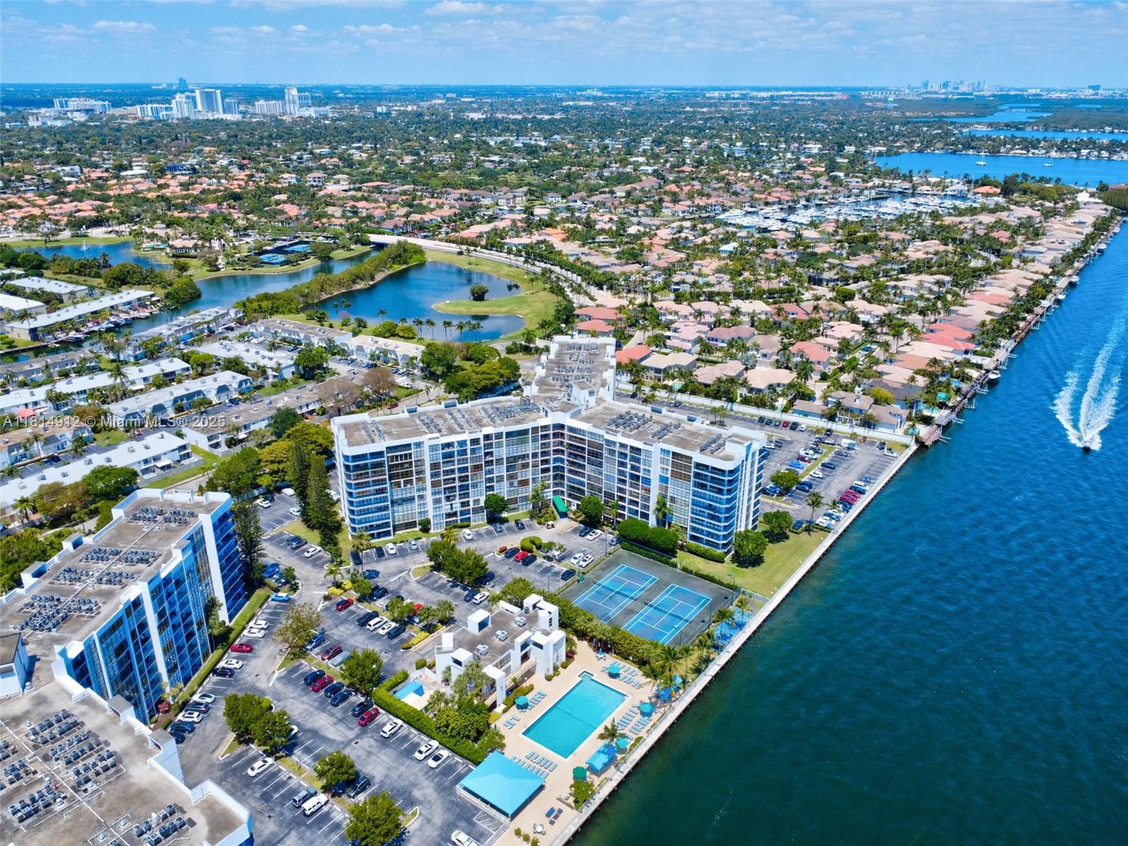 OCEANVIEW PARK CONDO - Residential