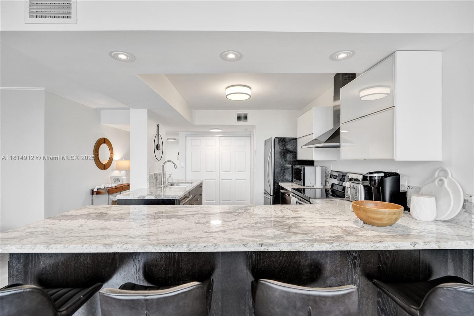OCEANVIEW PARK CONDO - Residential