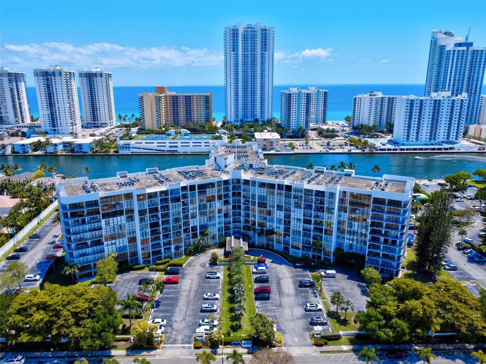 1000 Parkview Dr 818, Hallandale Beach, Broward County, Florida - 2 Bedrooms  
2 Bathrooms - 