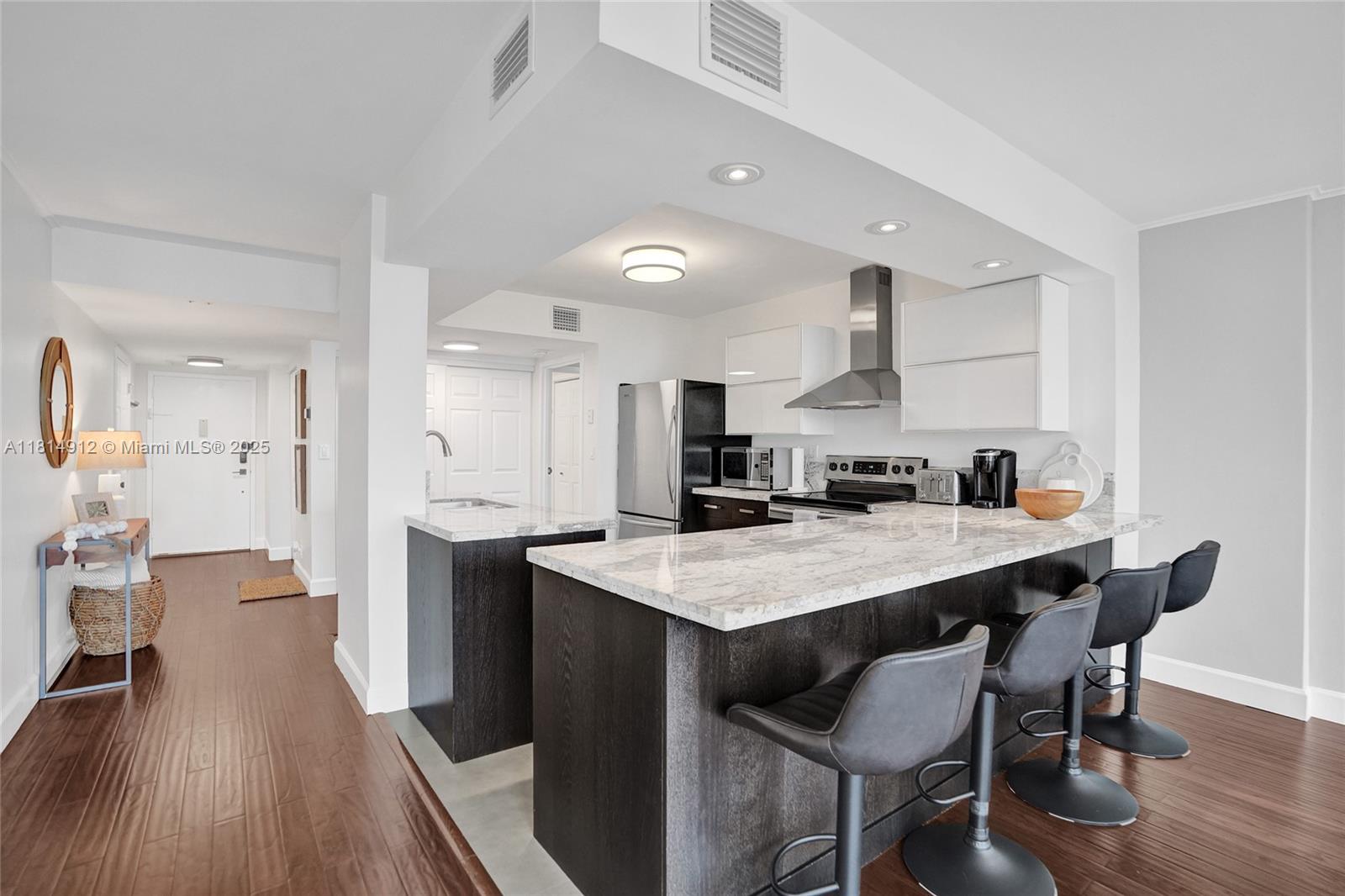 OCEANVIEW PARK CONDO - Residential