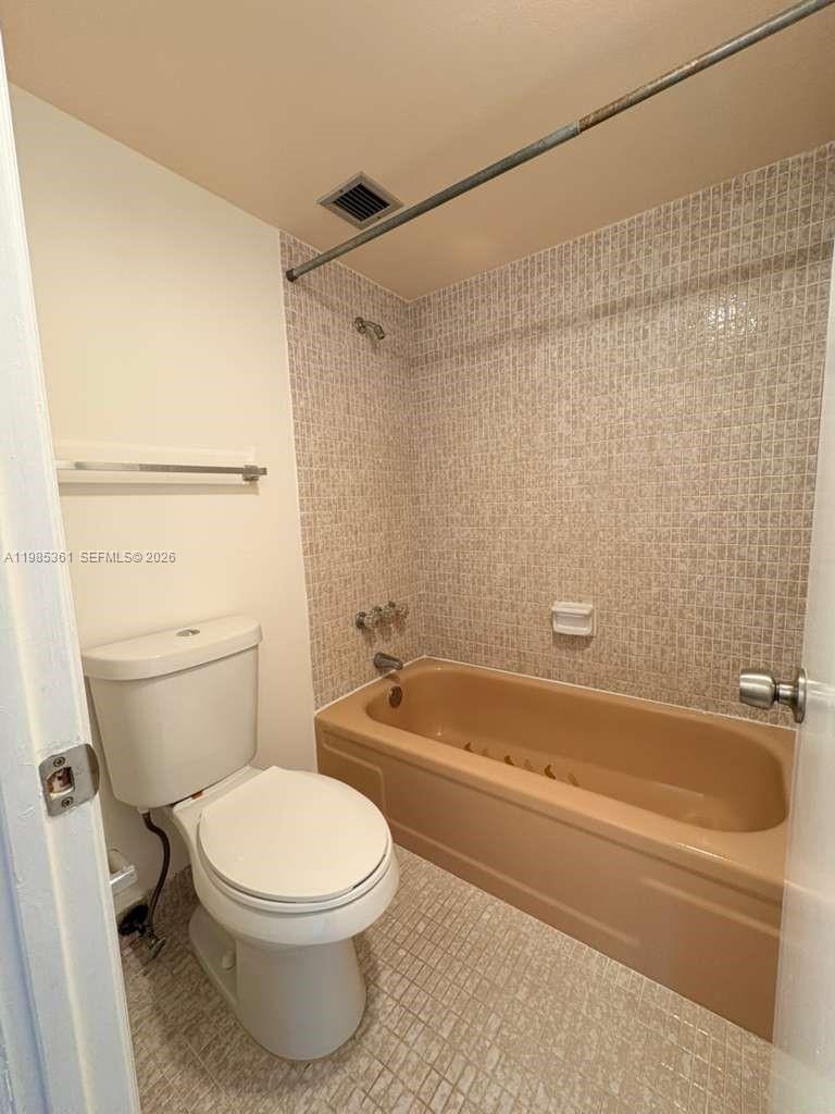 ENVIRON I CONDO 5 AND 6 - Residential Lease