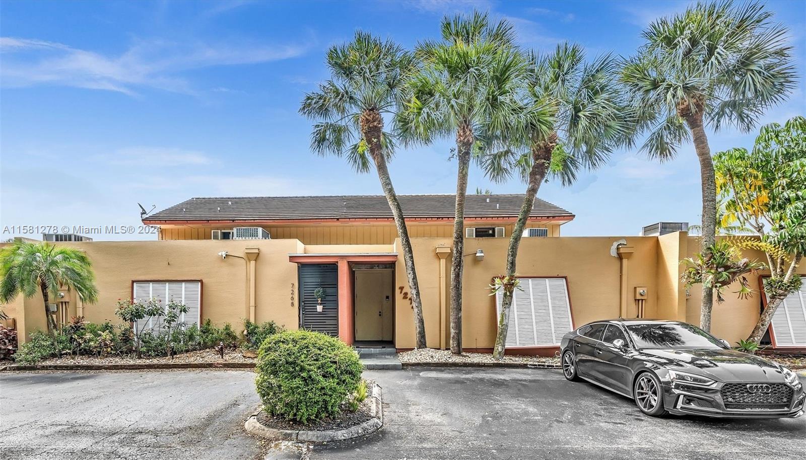 Rental Property at 7274 Bedlington Rd Rd 7274, Miami Lakes, Miami-Dade County, Florida - Bedrooms: 4 
Bathrooms: 3  - $4,000 MO.