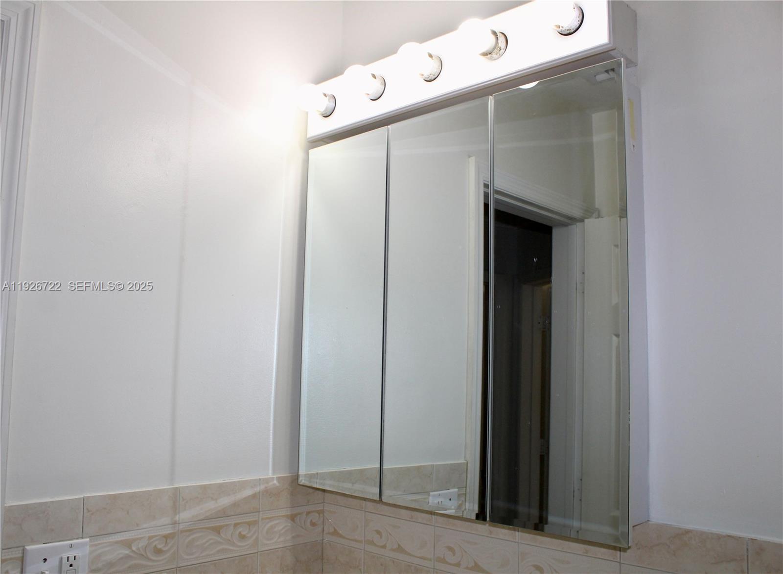 FT LAUDERDALE LAND & DEV - Residential Lease