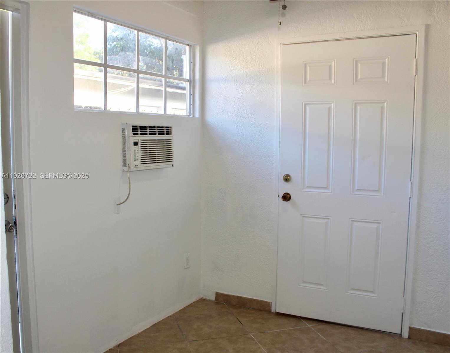 FT LAUDERDALE LAND & DEV - Residential Lease