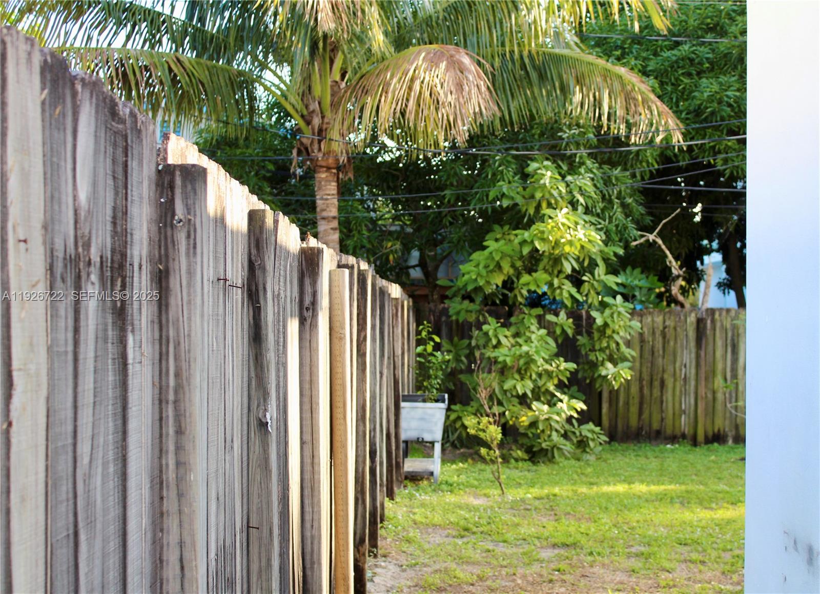 FT LAUDERDALE LAND & DEV - Residential Lease