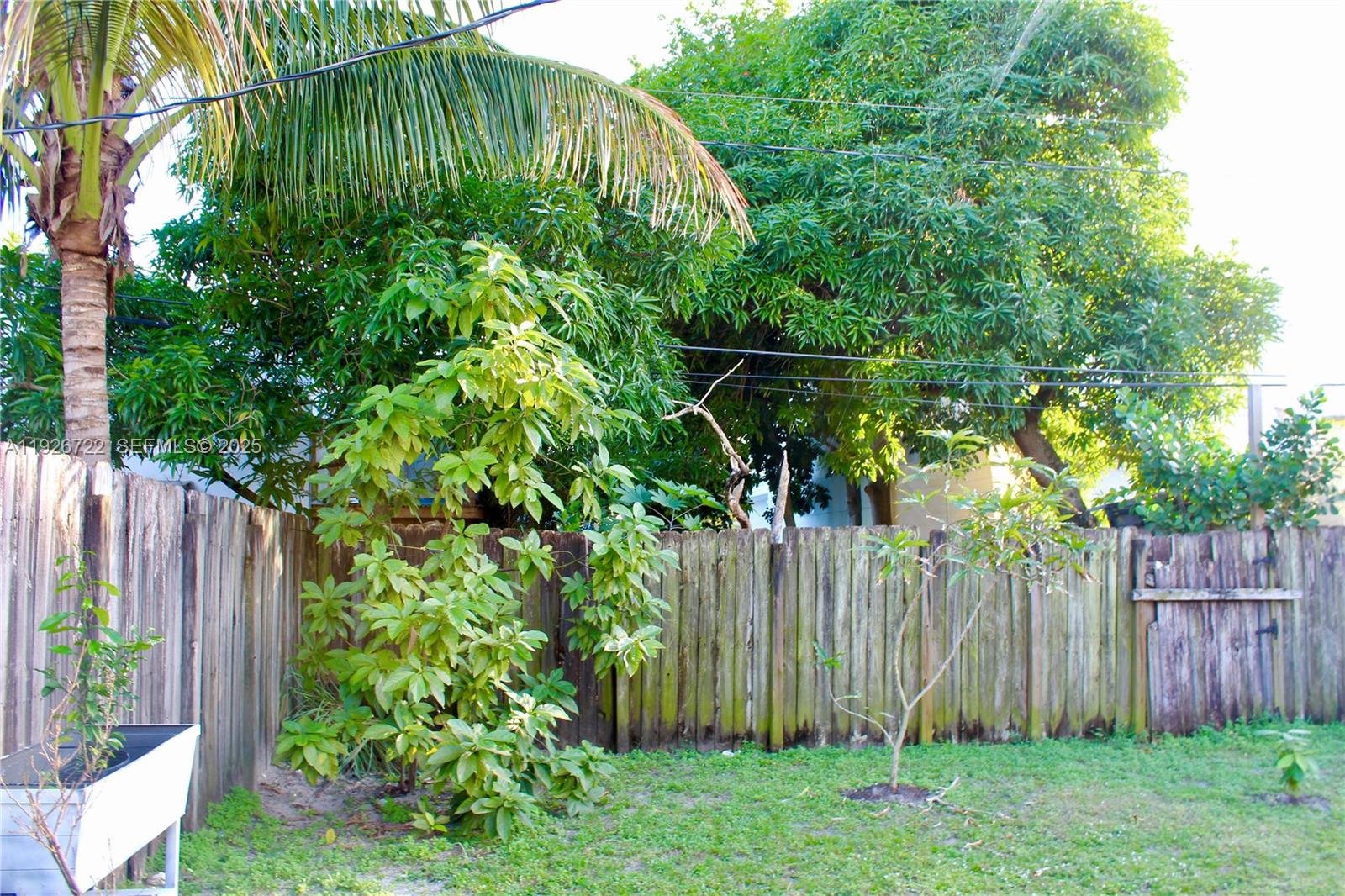 FT LAUDERDALE LAND & DEV - Residential Lease