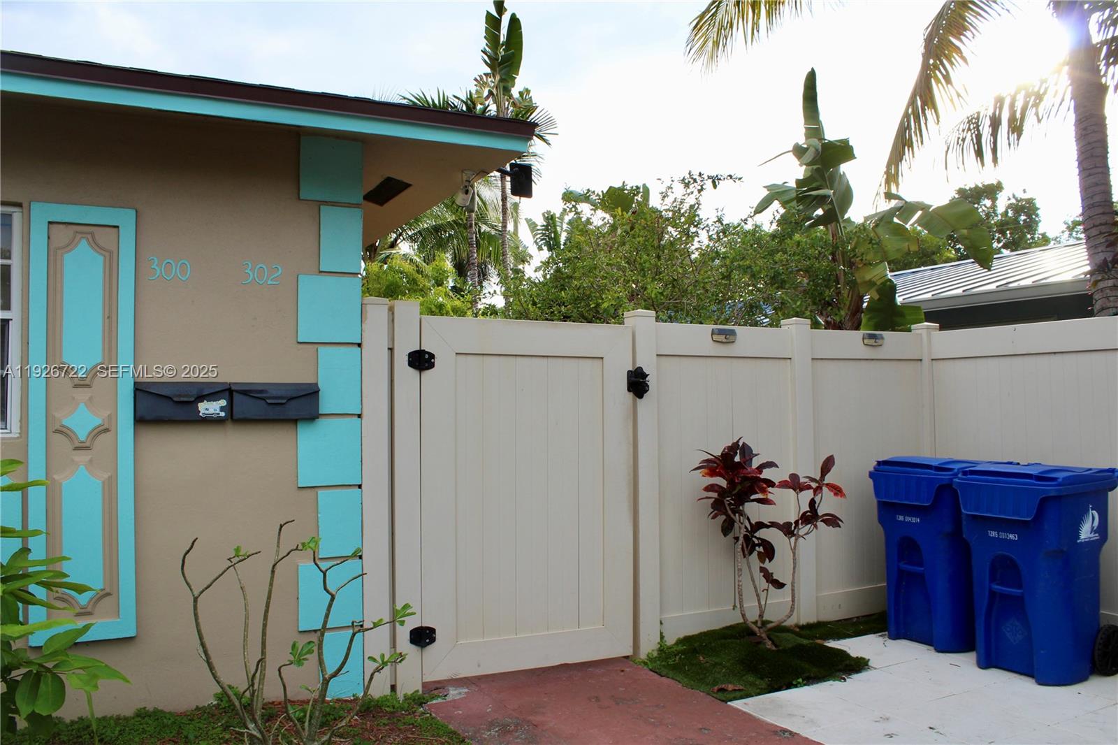 FT LAUDERDALE LAND & DEV - Residential Lease