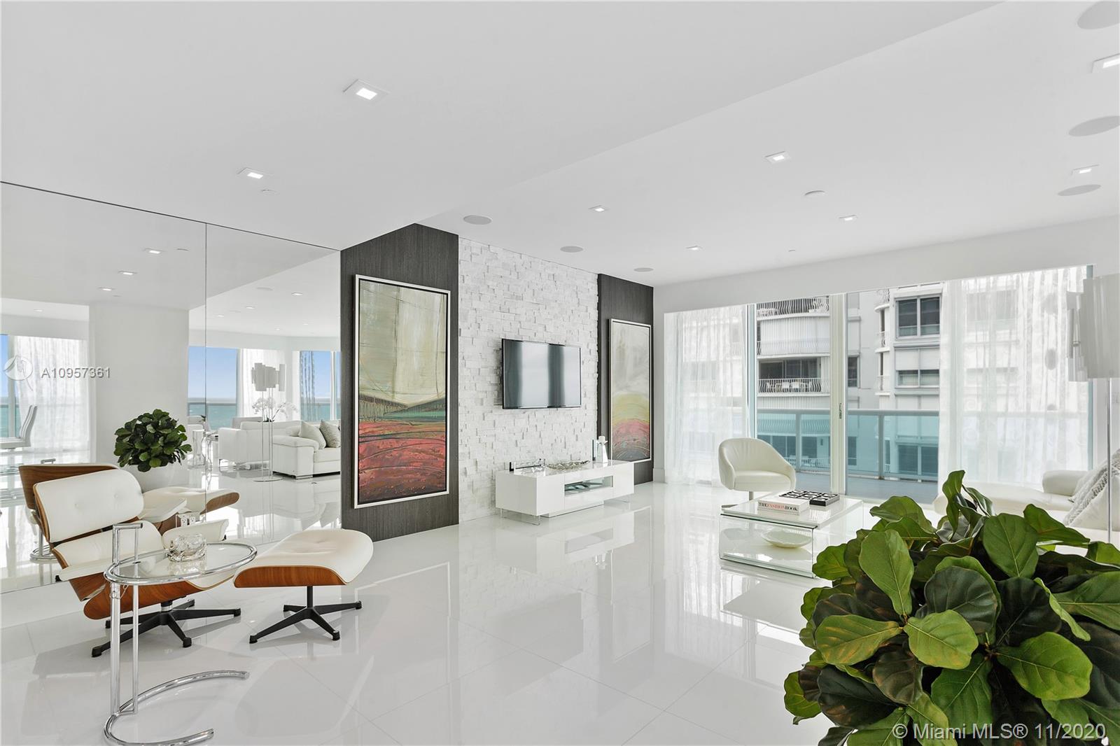 THE PALACE AT BAL HARBOUR - Residential