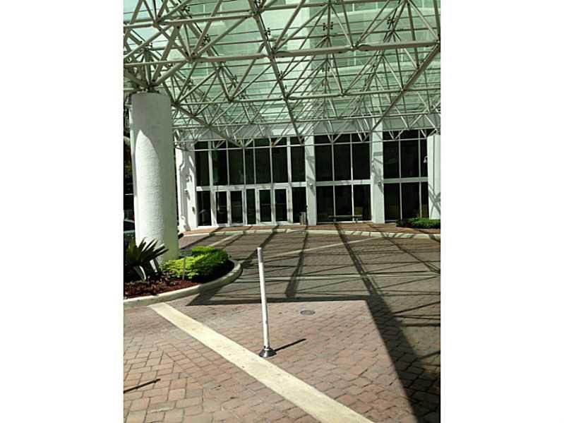 BRICKELL ON THE RIVER N T - Residential Lease