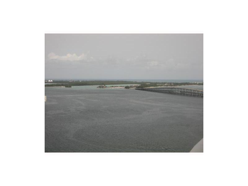 SKYLINE ON BRICKELL CONDO - Residential Lease