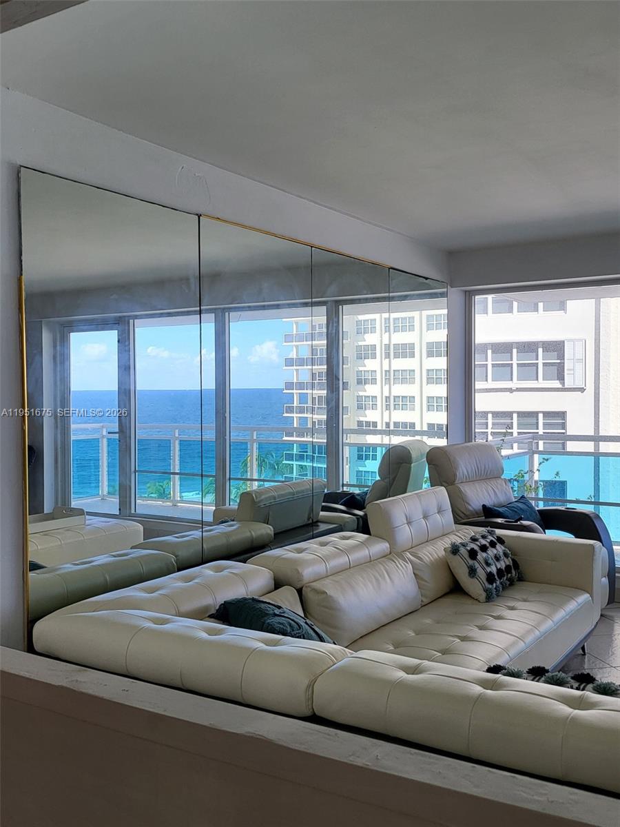 3430 Galt Ocean Dr 702