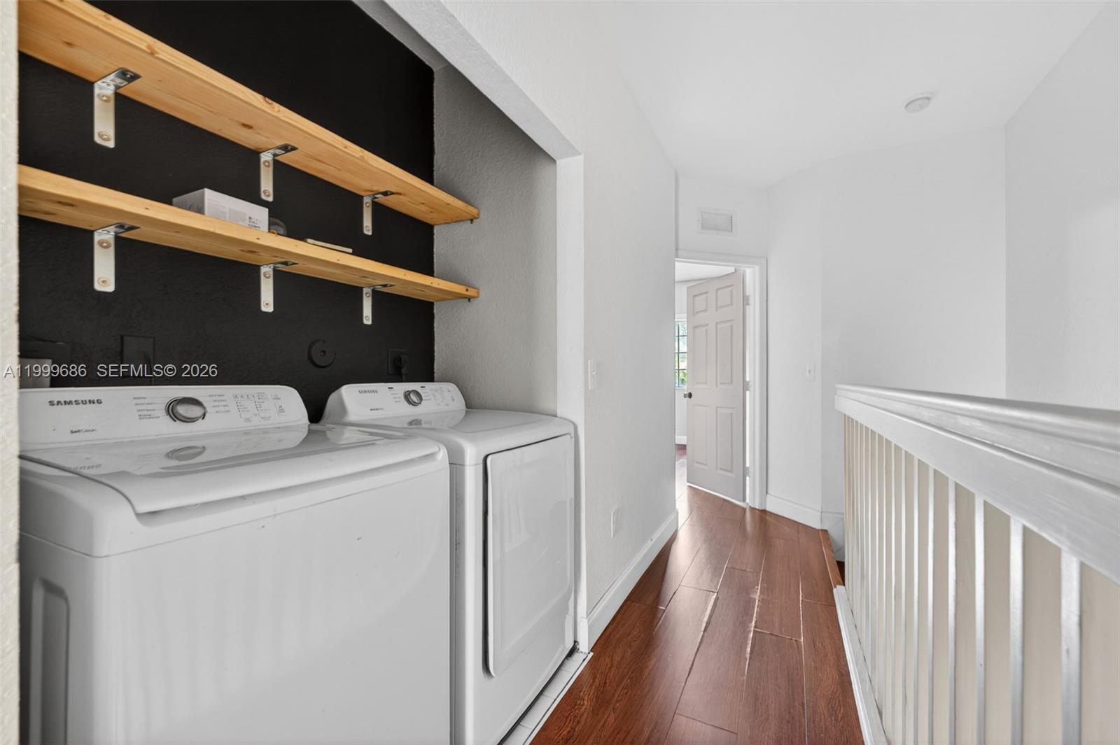 KINGS POINT COMMERCIAL PA - Residential