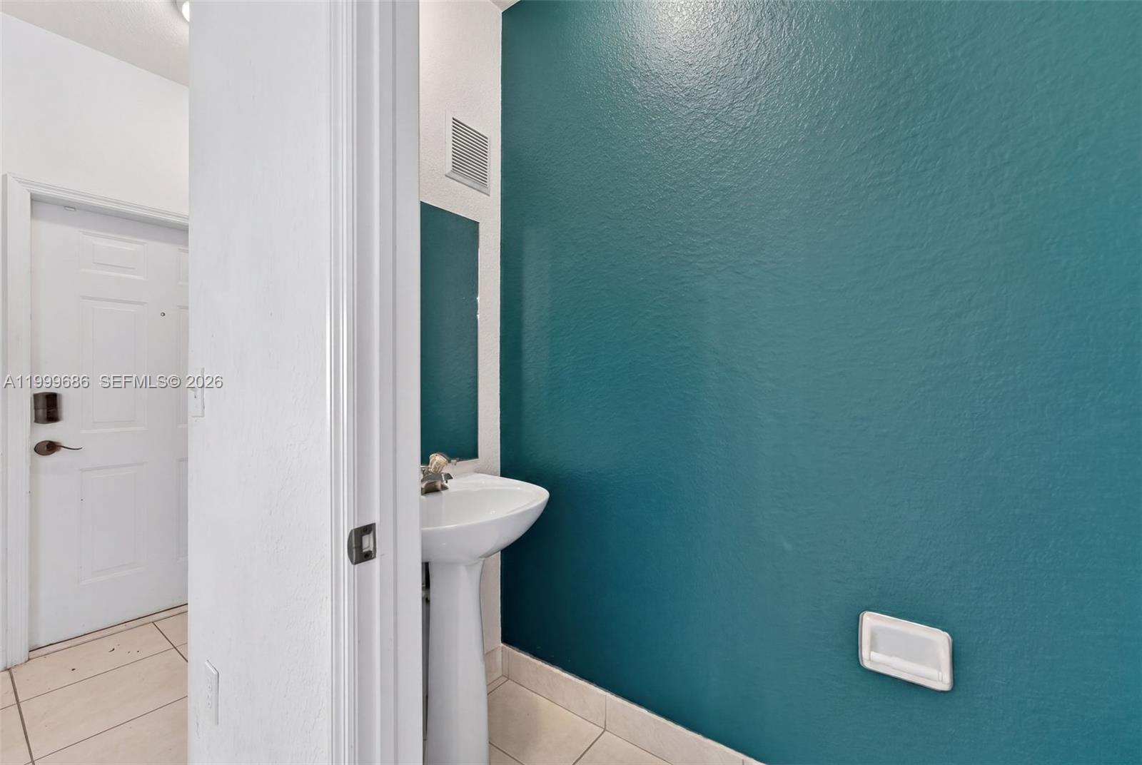 KINGS POINT COMMERCIAL PA - Residential