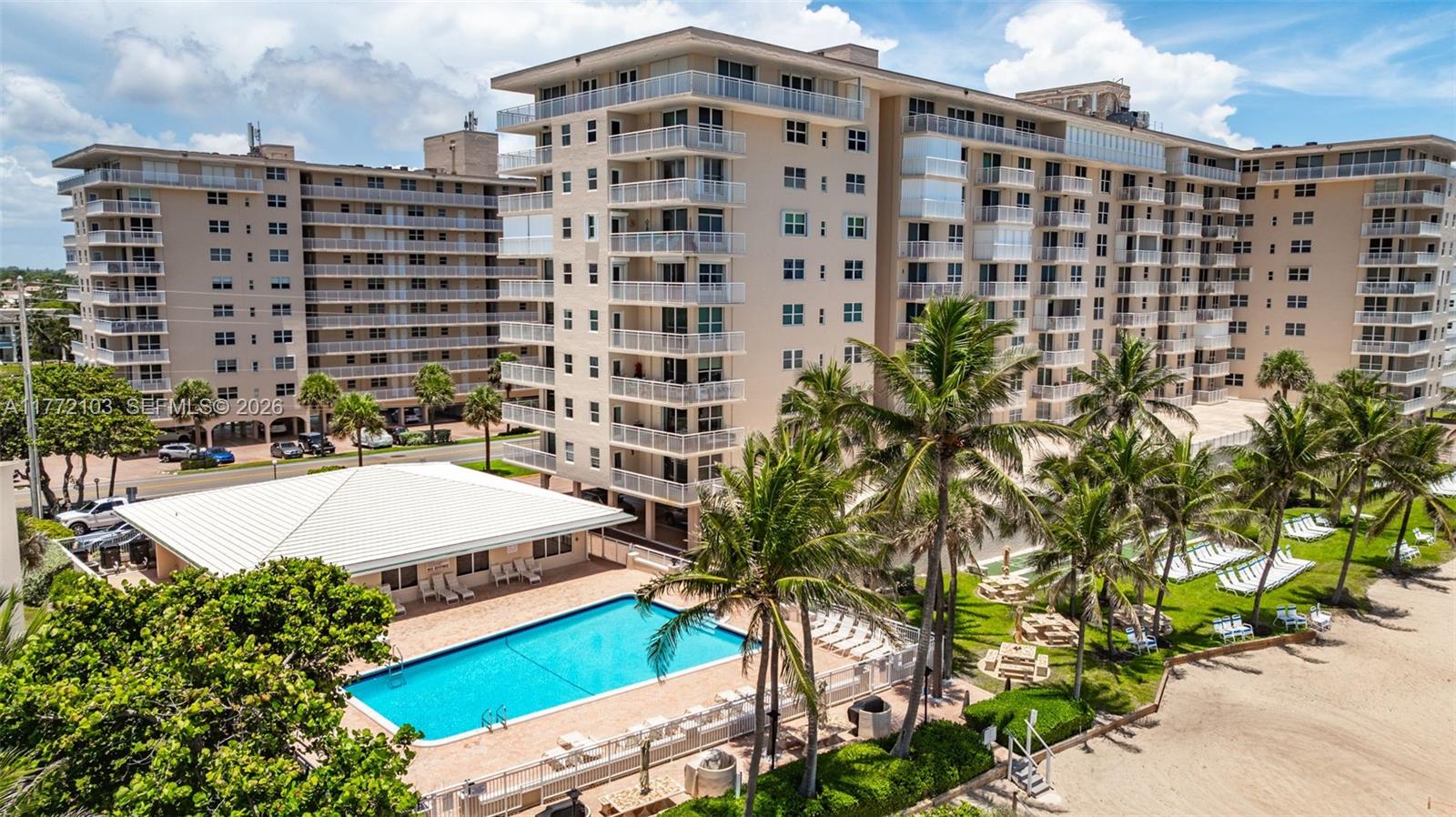 HILLSBORO LE BARON CONDO - Residential